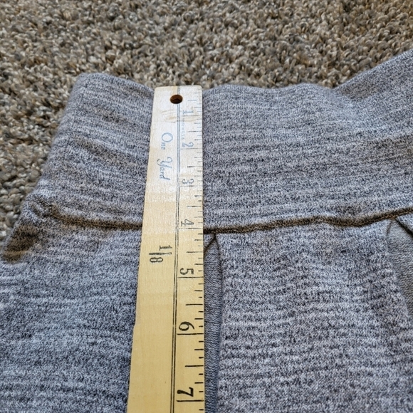 Gray A-Line Mini Skirt with Pleated and Ribbed Details - Picture 8 of 9